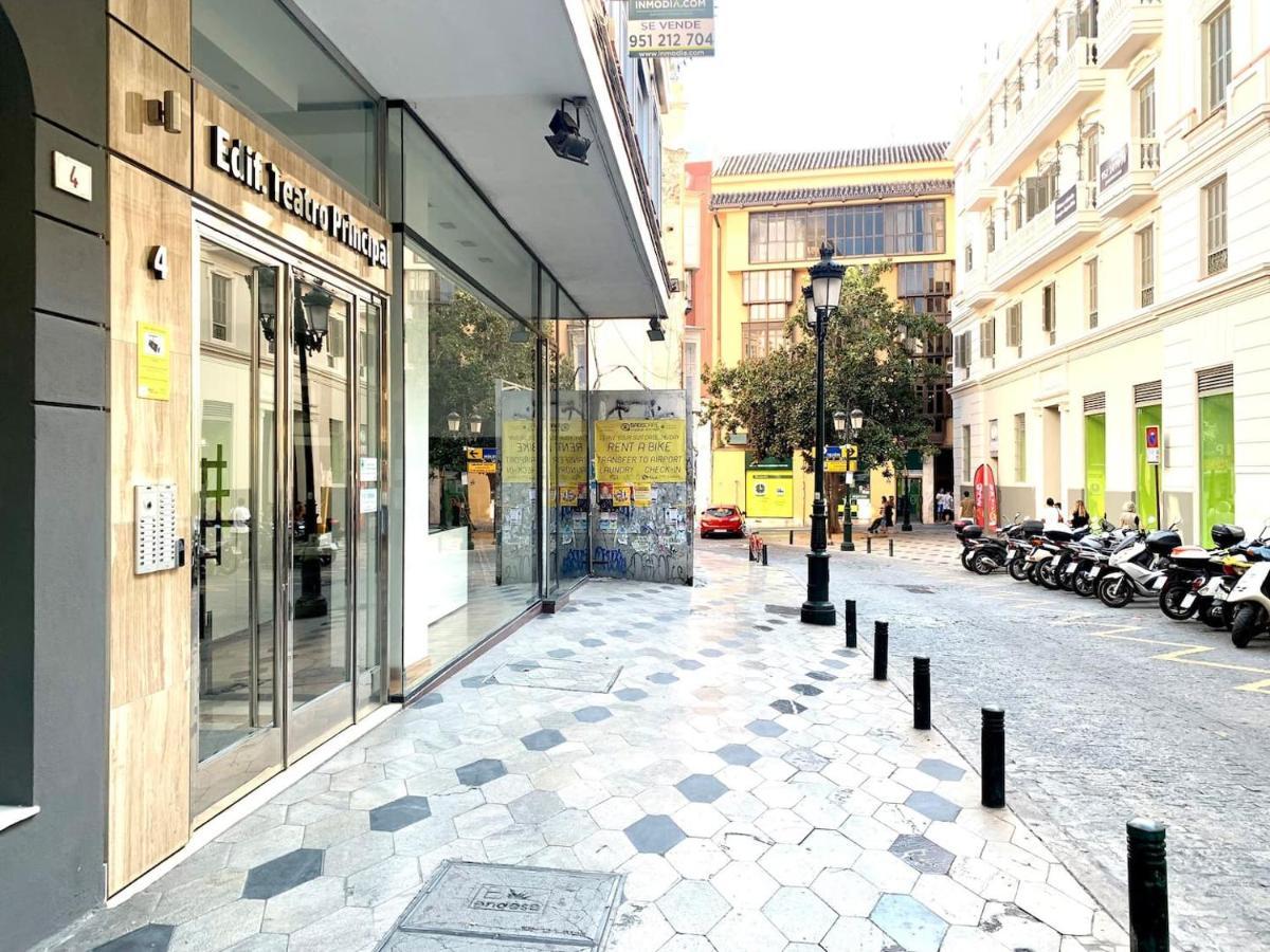 Homely Malaga Plaza Del Teatro Екстер'єр фото